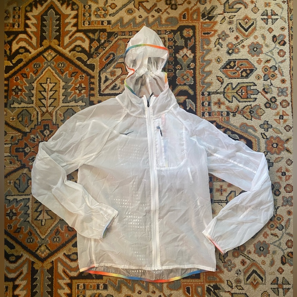 HOKA Skyflow Jacket White Rainbow Size S 🌈